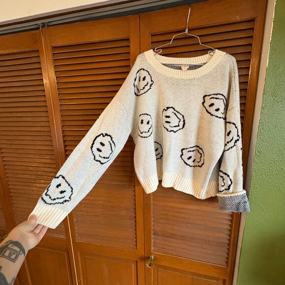 Smily Face Knit Sweater IJOA Size L - Picture 2 of 4